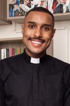 Pe. Tiago Aparecido de Souza Barbosa